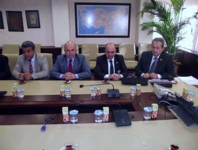 Kütahya-gediz-uşak Karayolunun Yapımı Hızlandırılacak