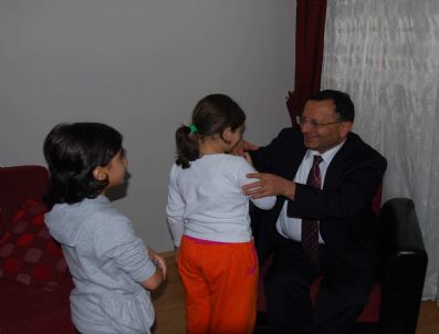 BOSTANBAŞı - Malatya Valisi Saran'dan Çocuk Evlerine Ani Denitim