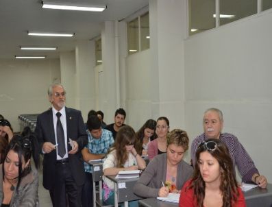 Milletvekilliğinden Sonra Üniversite Okuyor