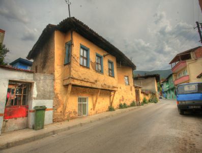 MUSTAFA KARA - Osmanlı Mahalleleri Bursa`da Masaya Yatırılacak