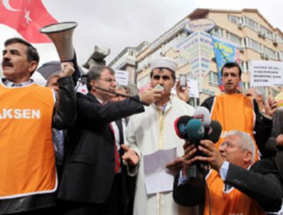 AYHAN ÇIVI - 4/C'lilerden protesto eylemi