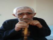 50 Yıl Önce Kaybolan Eşi ve Çocuklarını Arıyor