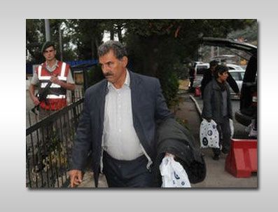 Ağabey Mehmet Öcalan İmralı'da