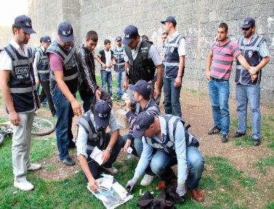 Diyarbakır polisinden dev sokak operasyonu