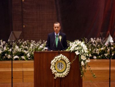 CERRAHPAŞA - Erdoğan: Duble Paçalardaki Kırıntıları Verseler Afrika Ayağa Kalkar