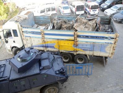 Hurda Yüklü Kamyonda 17 Bin 500 Paket Kaçak Sigara Ele Geçirildi