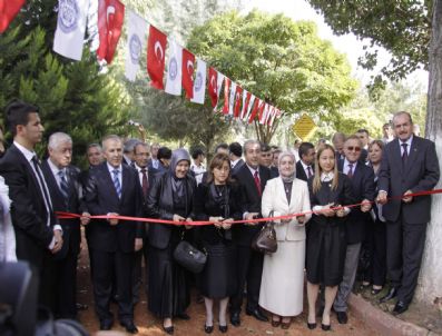 ŞÜKRÜ KOCATEPE - İnsan Hakları Beyannamesi Yolu Törenle Açıldı
