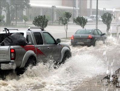 DEVLET METEOROLOJI GENEL MÜDÜRLÜĞÜ - Meteoroloji'den kuvvetli yağış uyarısı