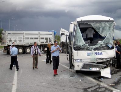 ÇOLAKLı - Manavgat`taki Trafik Kazası: 12 Yaralı