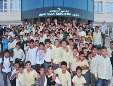 OSMANIYE VALISI - Vali Cerrah`tan `öğrenciler Sağlık Taramasından Geçirilsin` Talimatı