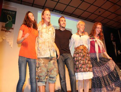 KAMIL KÖTEN - 7 Ülke Aynı Sahnede Buluştu