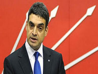 UMUT ORAN - AB raporu, pembe değil, mosmor bir rapor