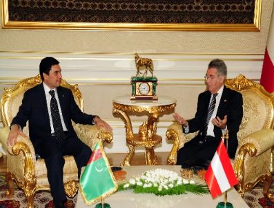 BERDIMUHAMEDOV - Avusturya Cumhurbaşkanı Fischer: Nabucco Bizim İçin Önemli