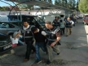 Çalıntı Malları Pazarlayan Çete Çökertildi