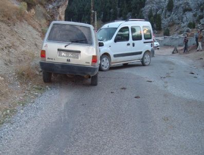 Ehliyetsiz Sürücüler Kaza Yaptı: 1 Yaralı