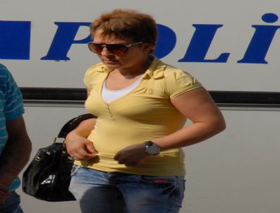 Katil Zanlısının Karısı Suçlamayı Kabul Etmedi