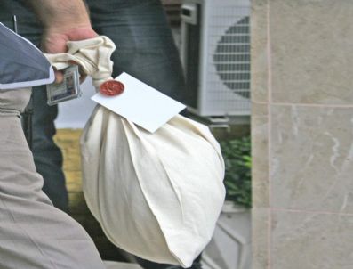 Kemer`de 1.5 Kilogram Kubar Esrar Ele Geçirildi