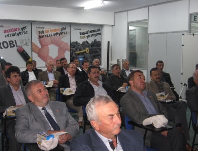 Kütahya İl Genel Meclisi Üyeleri, Traktör Fabrikasını Ziyaret Etti