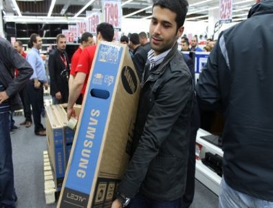 Media Markt, 3 Saatte 6 Bin Ürün Sattı