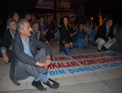 KAMU EMEKÇILERI SENDIKALARı KONFEDERASYONU - Sendikal Hakları İçin Yürüdüler