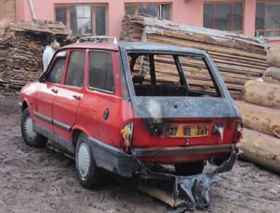 Tosya'da meydana gelen yangında üç atölye ve bir araç zarar gördü