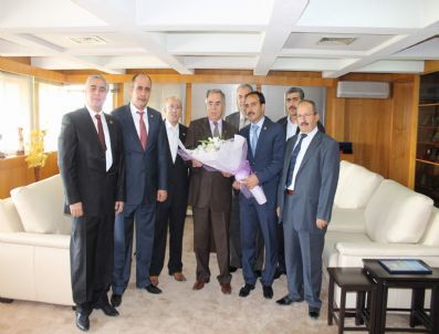 FEYZI BINGÖL - Tümsiad`tan Fü Rektörü Prof. Dr. Feyzi Bingöl`e Ziyaret