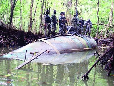 PASIFIK OKYANUSU - Uyuşturucu kaçırmak için denizaltı inşa edildi