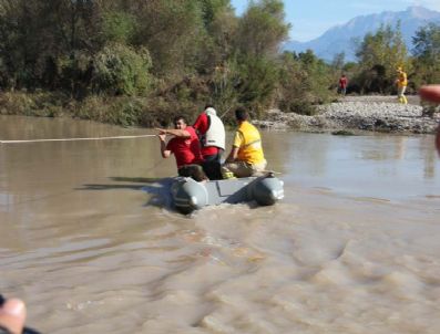 TURAN EREN - Antalya`da Arama Kurtarma Çalışmaları Devam Ediyor