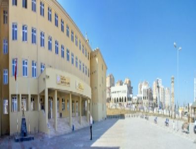 MEVLÜT UYSAL - Başakşehir İmam-hatip Lisesi`ne Kavuştu