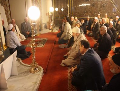 TENZILE ERDOĞAN - Bursalılar Tenzile Erdoğan İçin Mevlit Okuttu