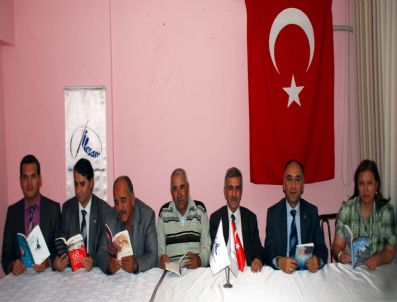 İlesam Gaziantep Üyesi Şair ve Yazarlar Kitaplarını Tanıttılar