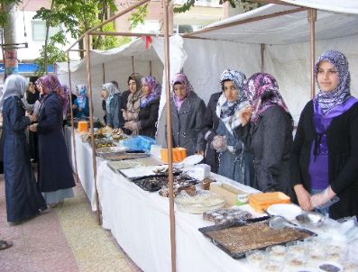 Müftülük`ten Kız Kur`an Kursu Yararına Kermes