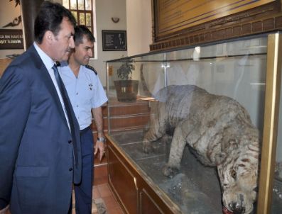 ENVER PAŞA - Osmangazi Belediye Başkanı Dündar, İşıklar Askeri Hava Lisesi`ni Ziyaret Etti