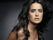 Salma Hayek: Botoks yaptırmaktan korkuyorum