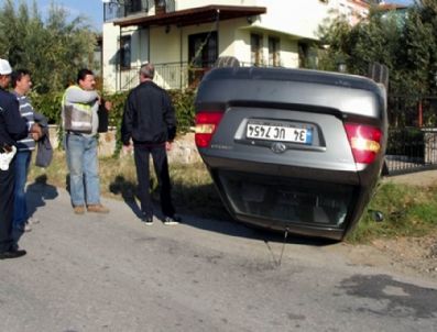 Virajı Alamayan Özel Araç Takla Attı