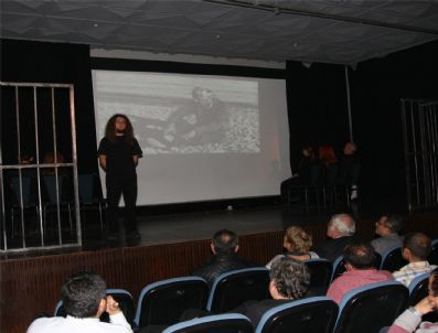 Bartın Belediyesi Şehir Tiyatrosu`ndan 