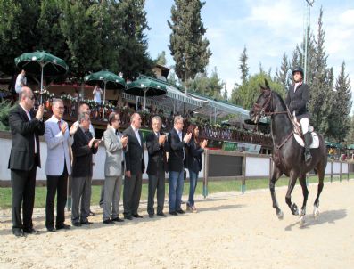 İSTANBUL ATLıSPOR KULÜBÜ - Cumhurbaşkanlığı Kupası Engel Atlama Binicilik Yarışları