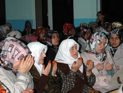 NURETTIN YıLMAZ - Hacı Adayları Dua ve Gözyaşları İle Uğurlandı