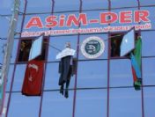 İğdırlılar Sarkozy`yi Astı