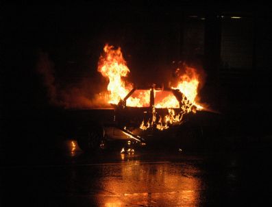 DOLAPDERE - İstanbul`da Olaylı Gece