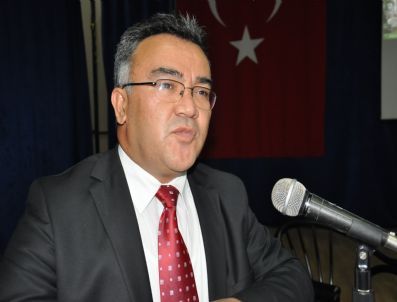 Tarım İl Müdürü Ayhan Ünal`dan Dünya Kadın Çiftçiler Günü` Mesajı
