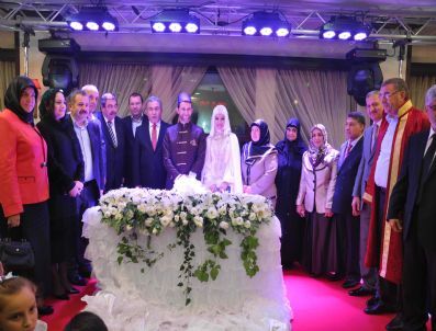 Adapazarı Belediye Başkanı Süleyman Dişli ve Oğuzeli Belediye Başkanı Bekir Öztekin Dünür Oldu