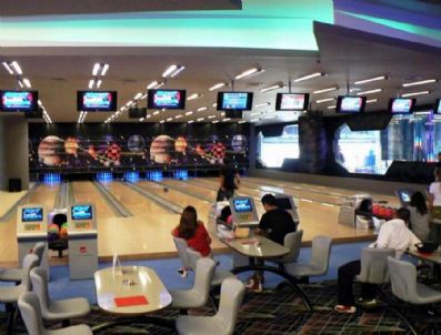 AHMET AKıN - Burhaniye’de Bowling Salonu Yapılıyor