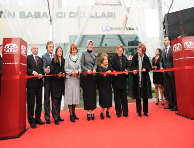 SAKIP SABANCI - Hayrunnisa Gül Okul Açtı