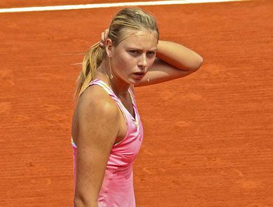 Sharapova Türk yemeklerini öve öve bitiremedi