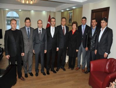 Başiskele Kent Konseyi`nden Yeni Kaymakama Ziyaret