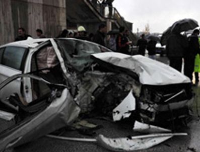 İBN-İ SİNA - Alkol ve aşırı hız kaza yaptırdı