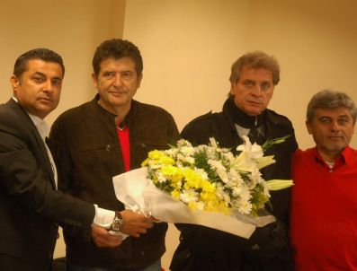 HALUK ULUSOY - Denizlispor Güvenç Kurtar İle Yollarını Ayırdı