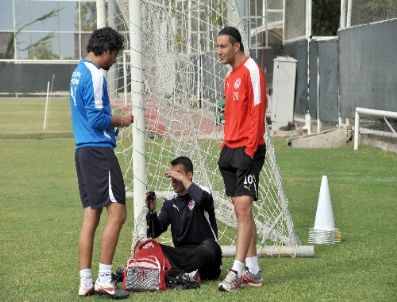 NECATİ ATEŞ - Mehmet Özdilek: Mağlubiyetten Sonra Galatasaray`la Mücadele Etmek Avantaj