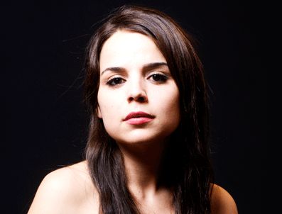 HAZAL KAYA - Pelin Ermiş yeni dizinde çok mutlu